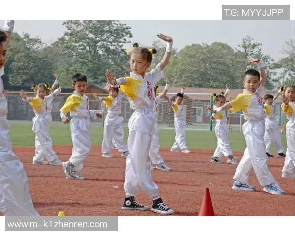 实时新闻王芳的街舞人生从热爱到梦想的深度对话与成长之路